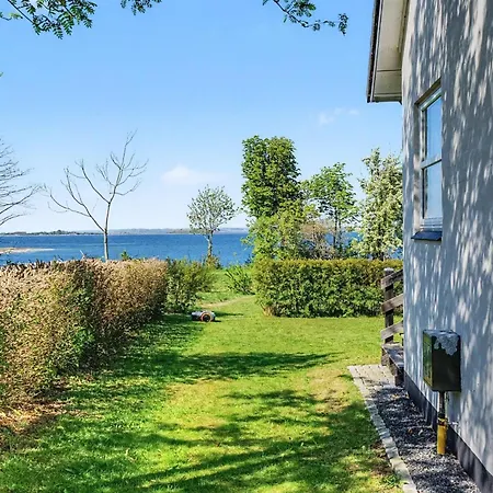 펜션 Hjort - 80m From The Sea By Interhome